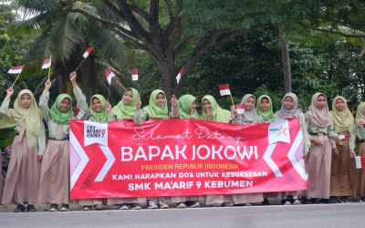 Antusias Siswa Marsa Menyambut Pak Jokowi